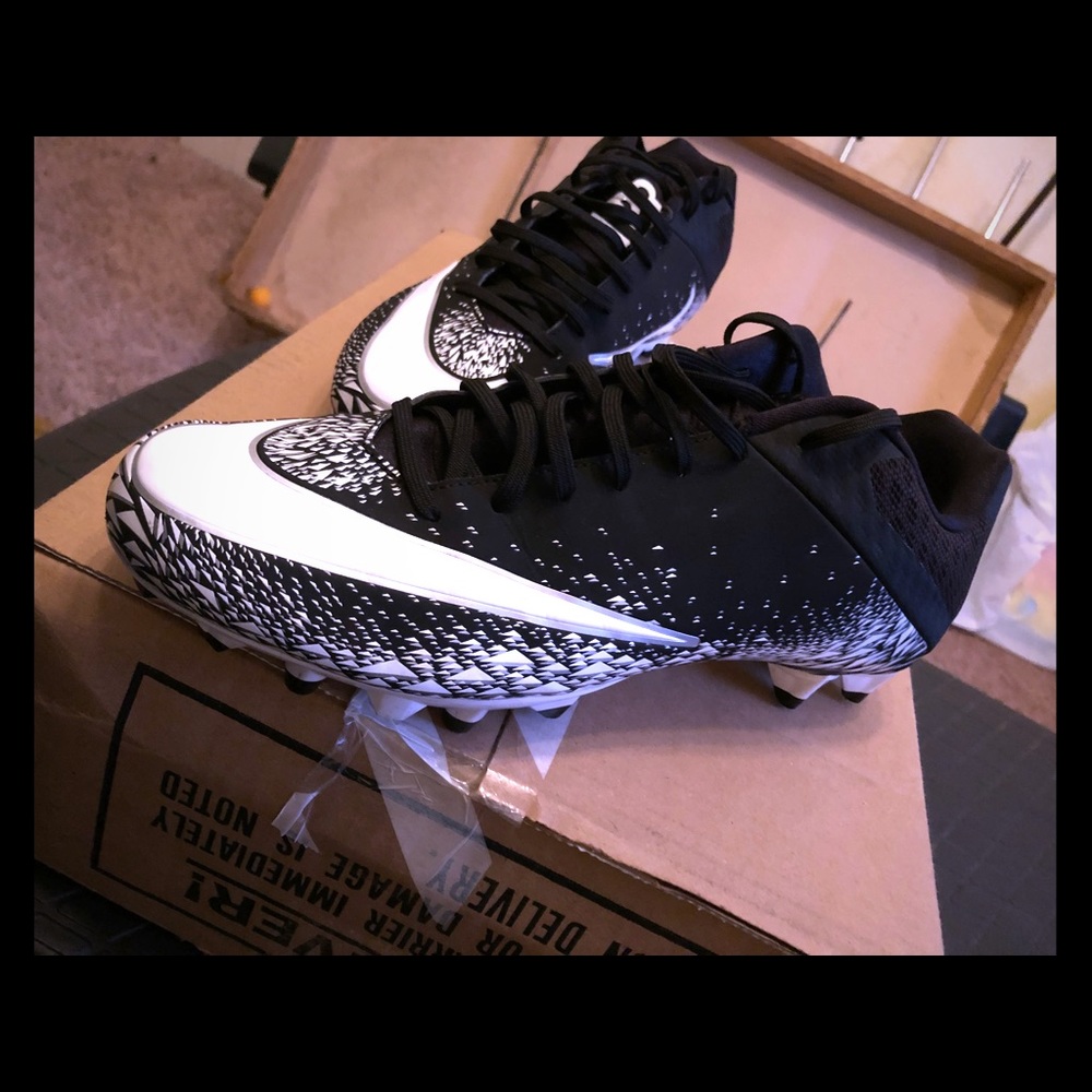 Nike Vapor Varsity Low TD Football Cleat Blk/ Wht